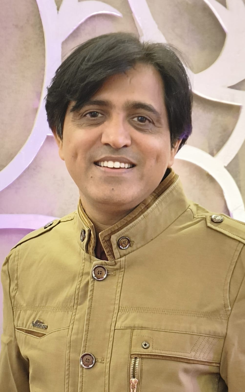 MR. DEEWANSHU CHHABRA